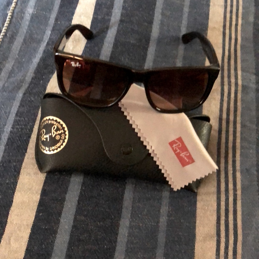 Ray-Ban Justin sunglasses